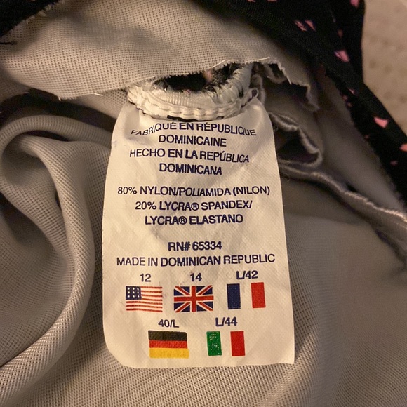 Reebok 1 piece swimsuit. Newer worn only to try on - great condition. - Picture 6 of 7